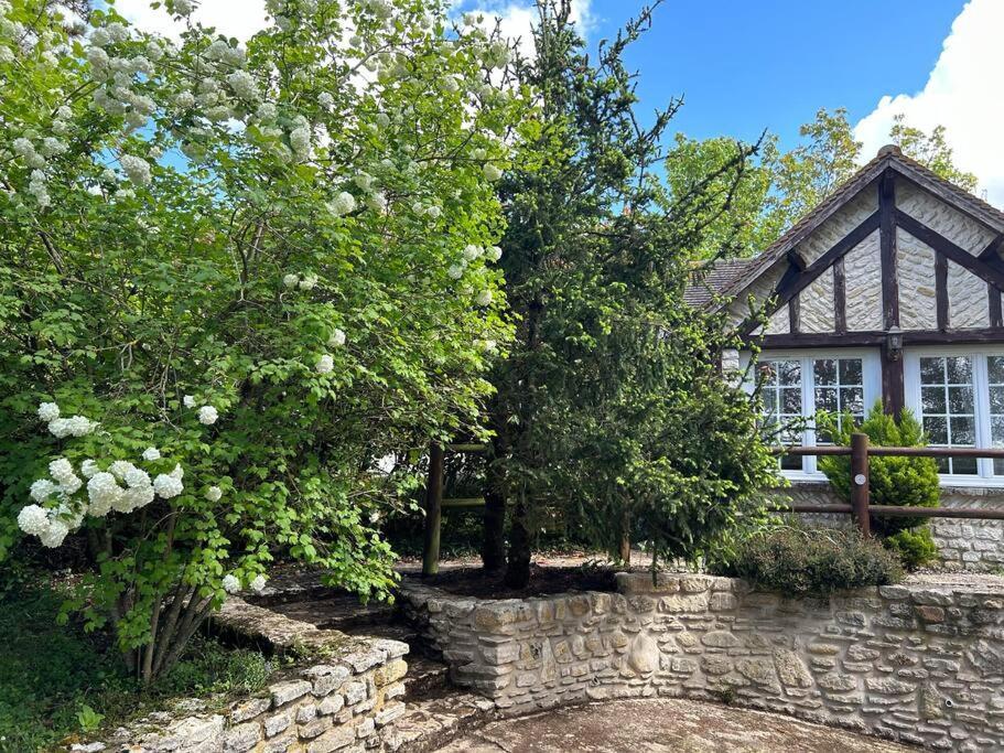 Villa Le Petit Cocon De Breuilpont Extérieur photo